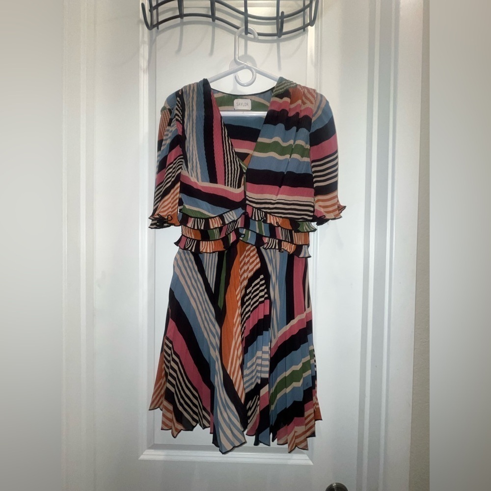 Saylor women’s pleated dress